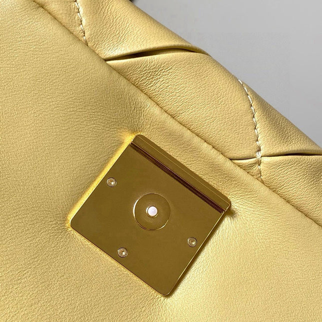 LOEWE 25S PUFFER GOYA BAG 20 IN LIGHT YELLOW NAPPA LAMBSKIN