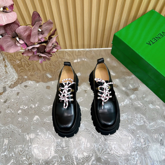 HADDOCK LACE-UP SHOE IN BLACK CALFSKIN