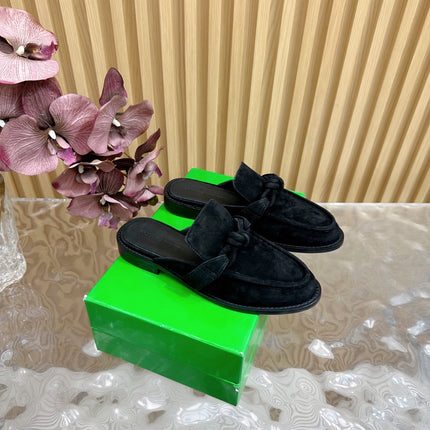 OPEN-BACK LOAFER REALISED IN BLACK SUEDE