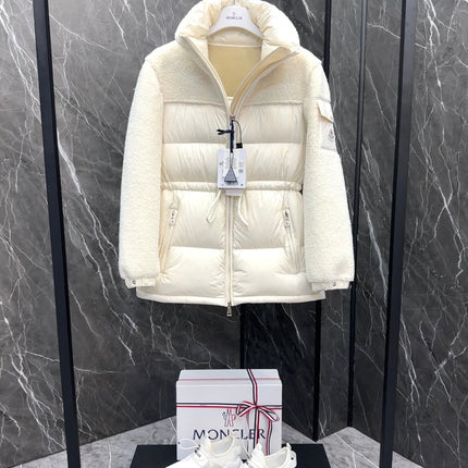 MONCLER 25S JACKET IN WHITE 020