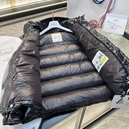 MONCLER 25S JACKET IN BLACK 030