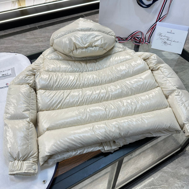 MONCLER 25S JACKET IN WHITE 026