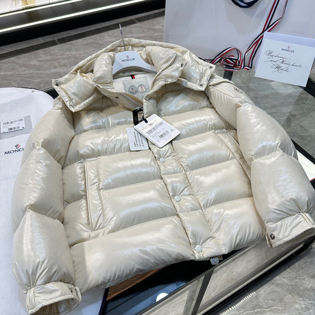 MONCLER 25S JACKET IN WHITE 026