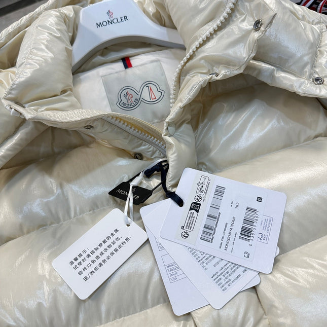 MONCLER 25S JACKET IN WHITE 026