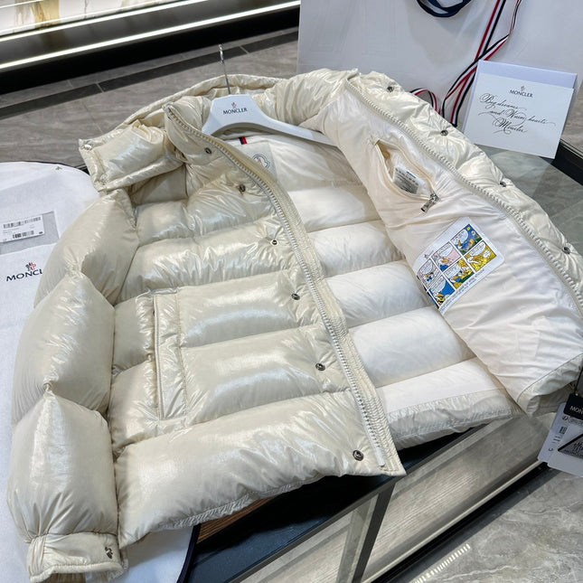 MONCLER 25S JACKET IN WHITE 026