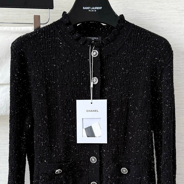 CHANEL SWEATER STYLE 82