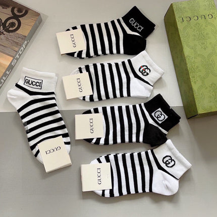 LOW-CUT SOCKS 427624 (1 BOX)