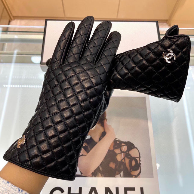 GLOVES IN BLACK LAMBSKIN 463832