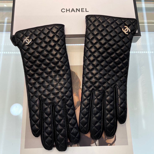 GLOVES IN BLACK LAMBSKIN 463832