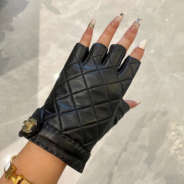 FINGERLESS GLOVES IN BLACK SHEEPSKIN 463845