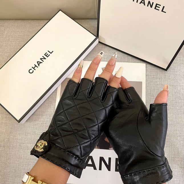 FINGERLESS GLOVES IN BLACK SHEEPSKIN 463845