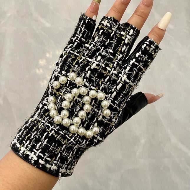 FINGERLESS GLOVES IN BLACK MIX WHITE WOOL TWEED 463847
