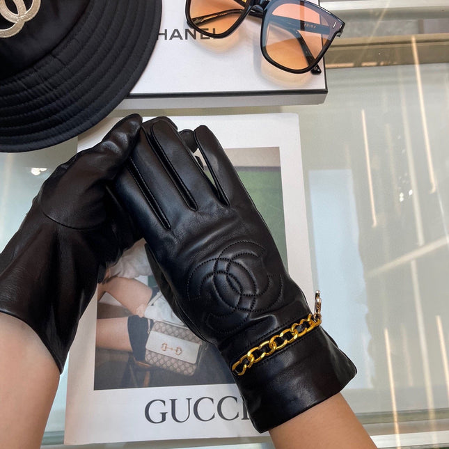 GLOVES IN BLACK LAMBSKIN GOLD HARDWARE 463837