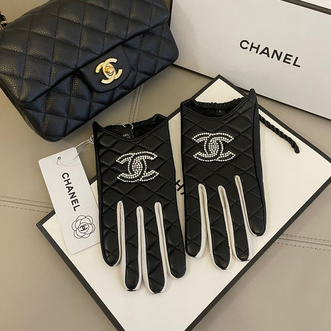 CC GLOVES IN BLACK MIX WHITE SHEEPSKIN 463850