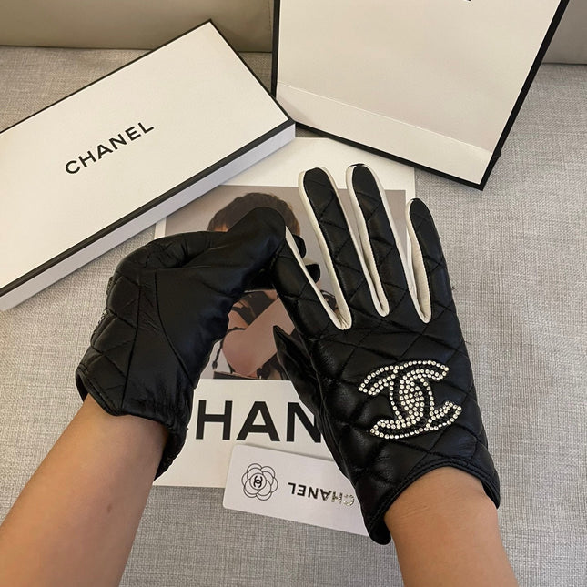 CC GLOVES IN BLACK MIX WHITE SHEEPSKIN 463850