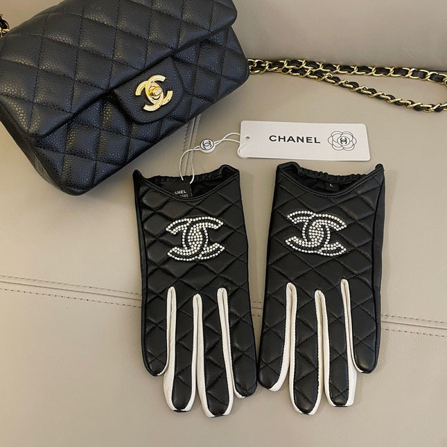 CC GLOVES IN BLACK MIX WHITE SHEEPSKIN 463850
