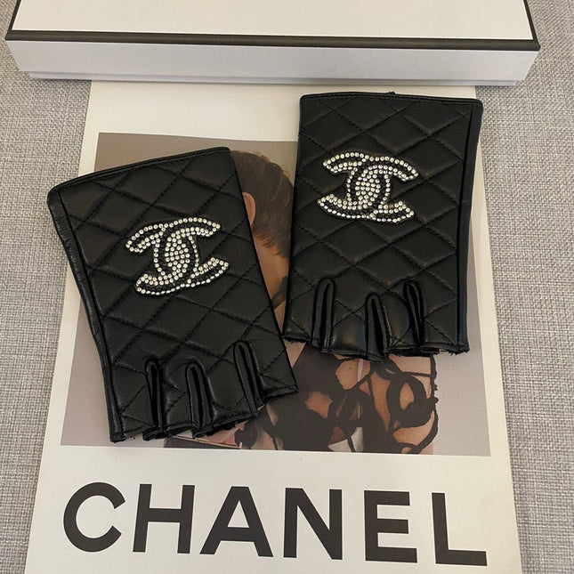 FIGERLESS GLOVES IN BLACK SHEEPSKIN 463851