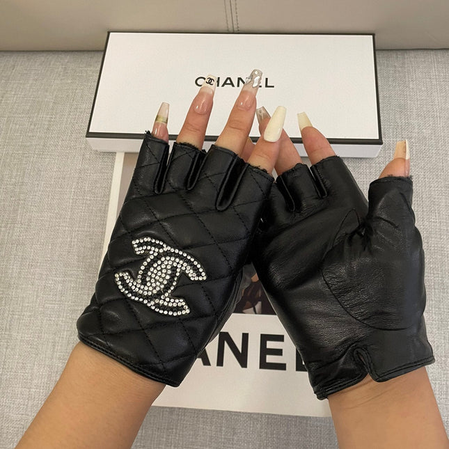 FIGERLESS GLOVES IN BLACK SHEEPSKIN 463851