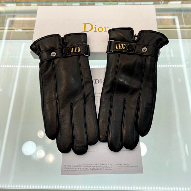 GLOVES IN BLACK LAMBSKIN AND WOOL LINING 465059