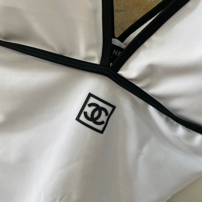 CC BIKINI SWIMSUIT SET IN WHITE AND BLACK TRIM 613724