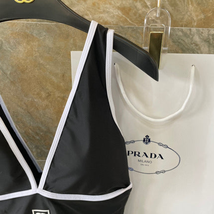 CC BIKINI SWIMSUIT SET IN BLACK AND WHITE TRIM 613725