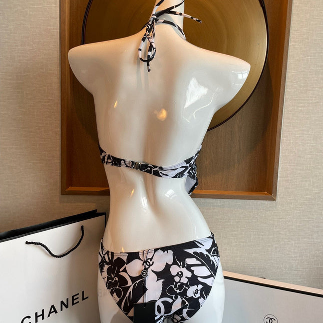 CC BIKINI SWIMSUIT SET IN BLACK AND WHITE FLORAL PRINTED 622171
