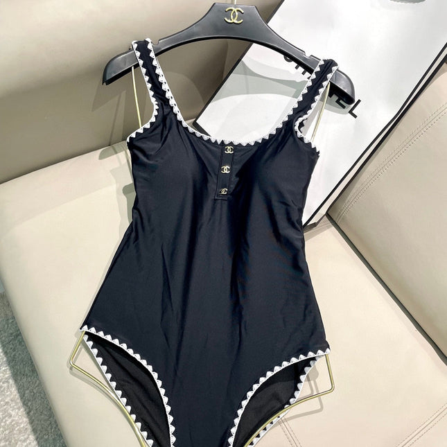 CC BIKINI SWIMSUIT SET IN BLACK AND WHITE TRIM 622173