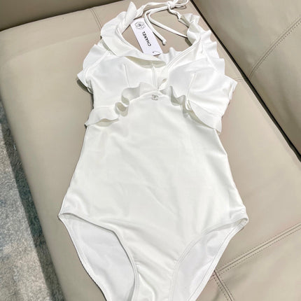 CC BIKINI SWIMSUIT SET WHITE AND RUFFLED TRIM 622179