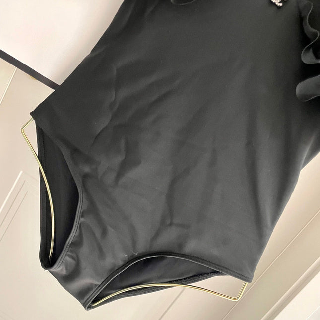 CC BIKINI SWIMSUIT SET BLACK AND RUFFLED TRIM 622180