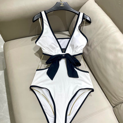 CC BIKINI SWIMSUIT SET IN WHITE AND BOW BLACK 622186
