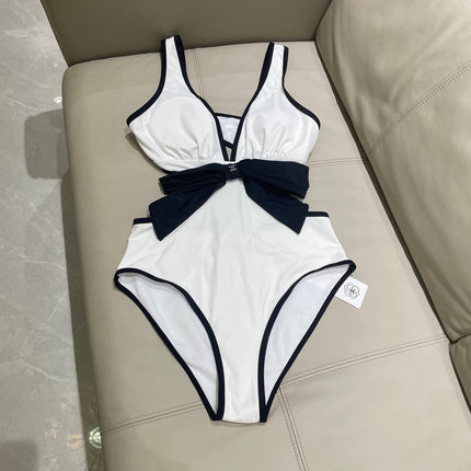 CC BIKINI SWIMSUIT SET IN WHITE AND BOW BLACK 622186