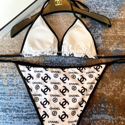 BIKINI SWIMSUIT IN WHITE AND BLACK LOGO PRINTED 627826