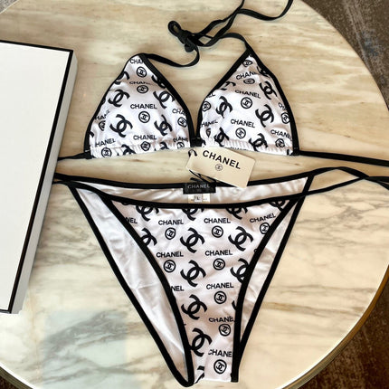 BIKINI SWIMSUIT IN WHITE AND BLACK LOGO PRINTED 627826