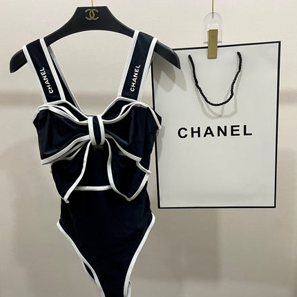 BODYSUIT SWIMSUIT IN BLACK AND WHITE TRIM 627829