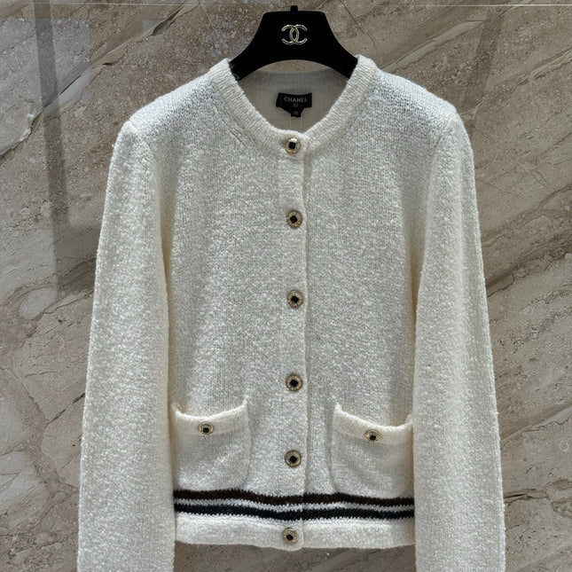 CHANEL 25S CARDIGAN 301