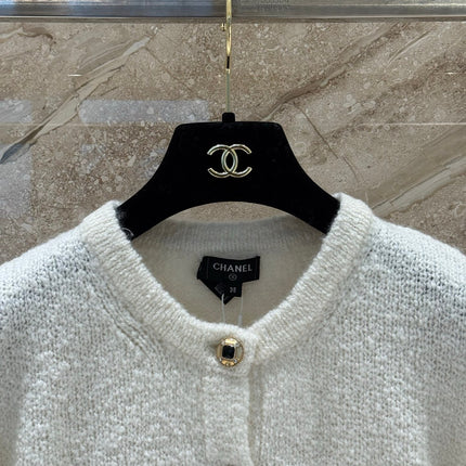 CHANEL 25S CARDIGAN 301