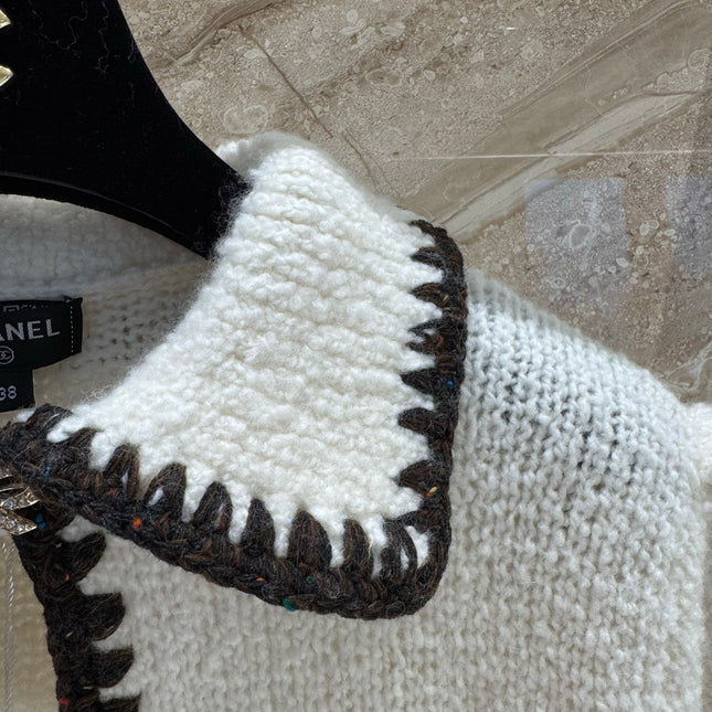 CHANEL 25S CASHMERE SWEATER 319