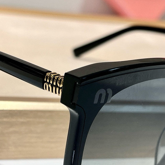 RUNWAY SUNGLASSES SMU08Z IN ACETATE