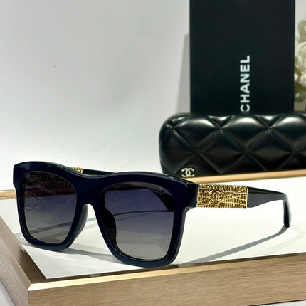 SQUARE SUNGLASSES CH5533 IN ACETATE