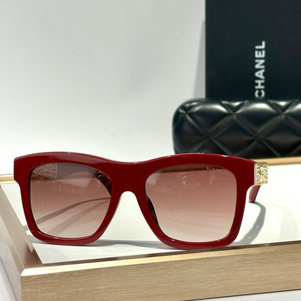 SQUARE SUNGLASSES CH5533 IN ACETATE