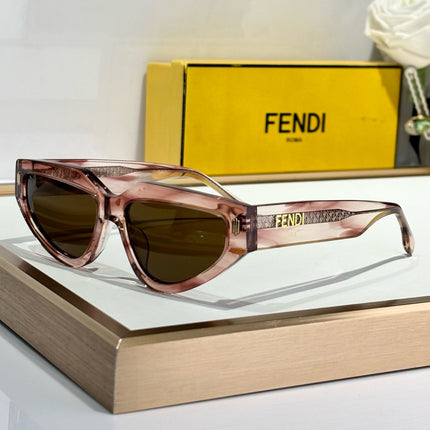 ROMA CAT-EYE FRAME SUNGLASSES FE40163U IN ACETATE