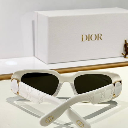 MONTAIGNE SUNGLASS LABY99.22 A3I IN ACETATE