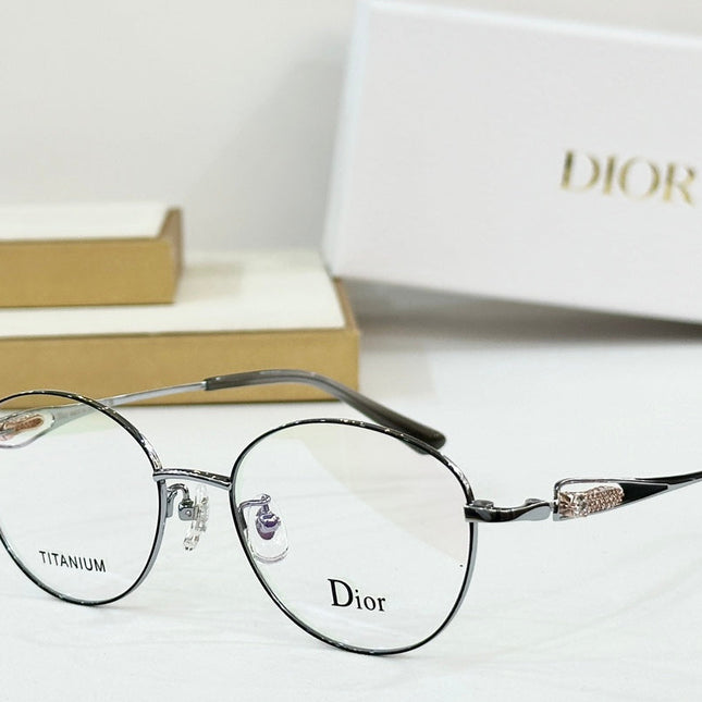 MONTAIGNE SUNGLASS CD 0269/S IN TITANE EMBELLISHES STONES