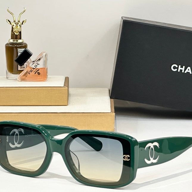 SQUARE SUNGLASSES 642639 IN ACETATE