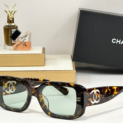 SQUARE SUNGLASSES 642639 IN ACETATE