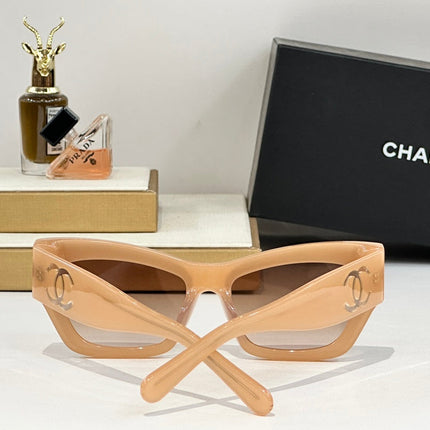 CAT EYE SUNGLASSES CH6313 IN ACETATE