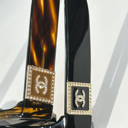 RECTANGULAR SUNGLASSES CH4366 IN ACETATE EMBOSSED CRYSTAL