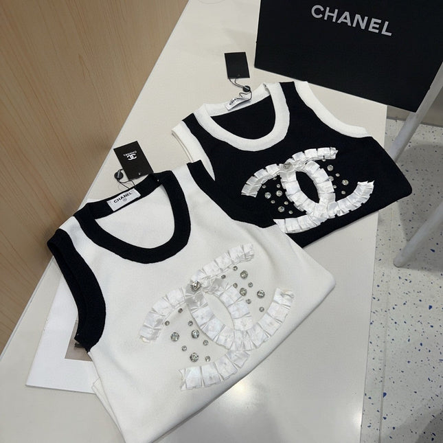 CAMISOLE 627703 IN BLACK COTTON RIBBED KNIT WHITE TRIM