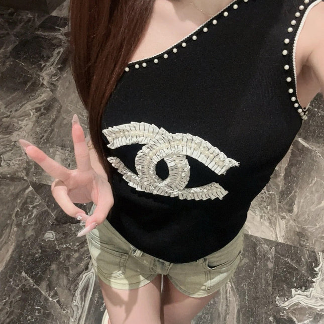 ONE SHOULDER TOP 622139 IN BLACK COTTON EMBOSSED PEARL TRIM