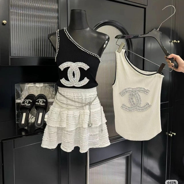 ONE SHOULDER TOP 622139 IN BLACK COTTON EMBOSSED PEARL TRIM